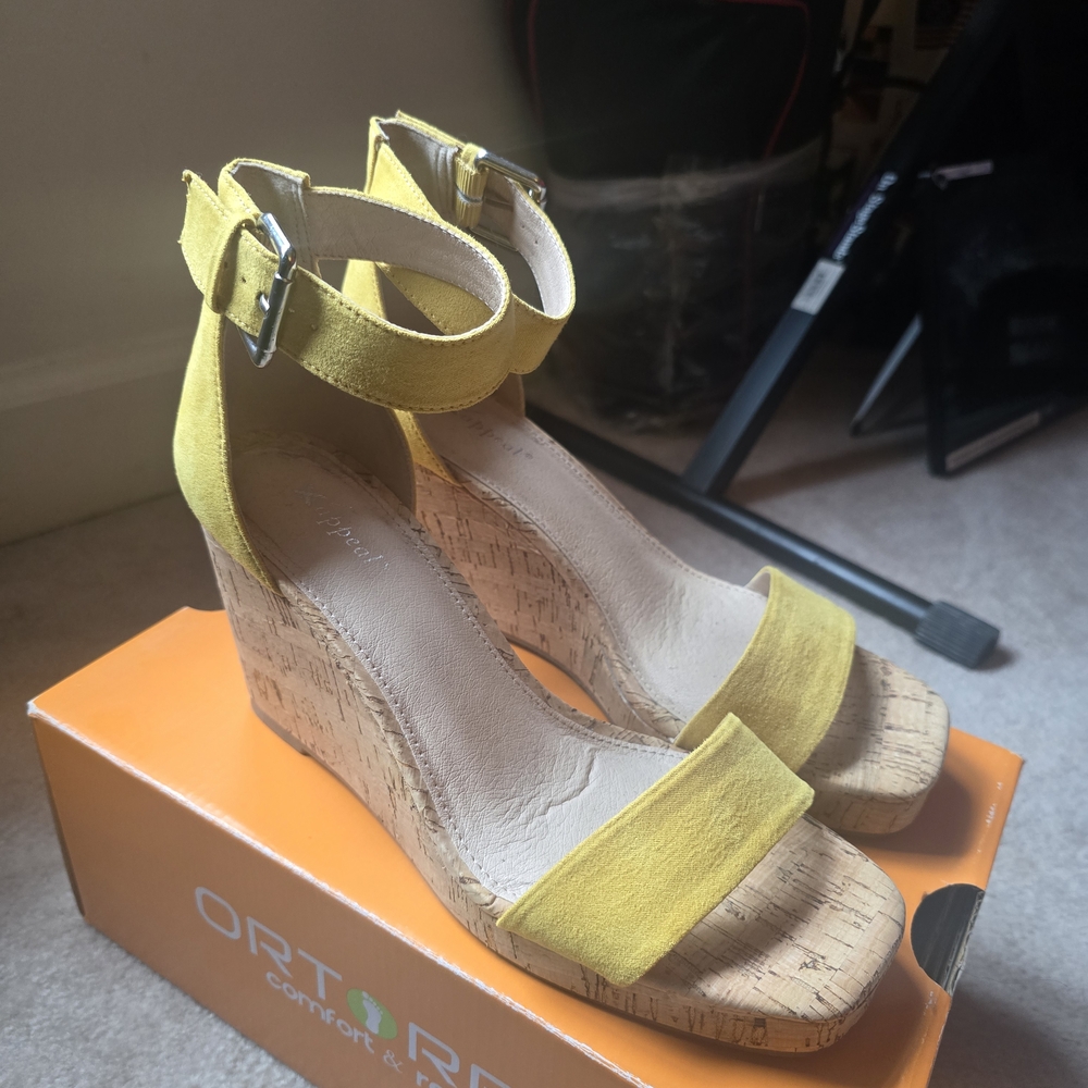 Xappeal Yellow Wedge Sandals Size 9